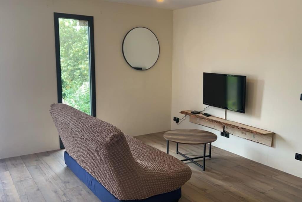 Maison En Bois A Entrechaux Extérieur photo