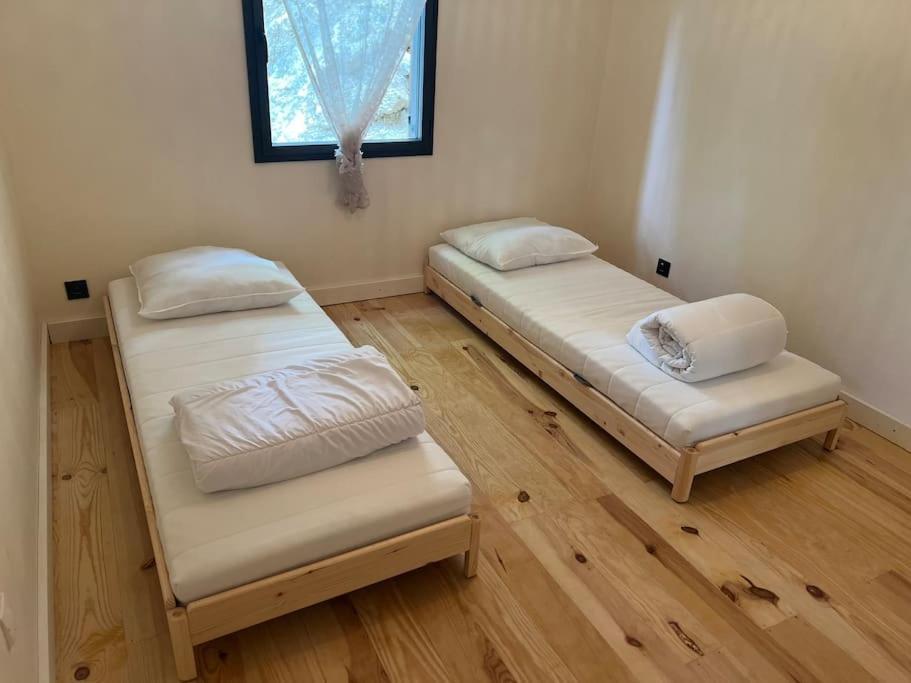 Maison En Bois A Entrechaux Extérieur photo